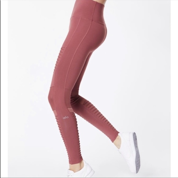 Alo Yoga High Waisted Sienna Burnt Orange Moto Leggings Size XS - Picture 5 of 11